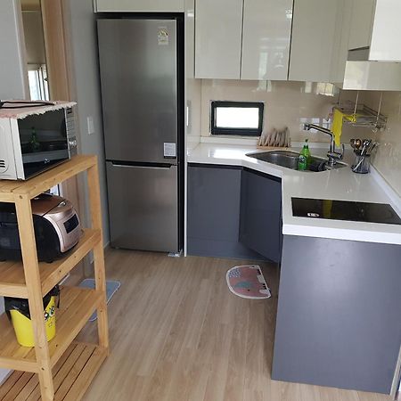 Gilson Guesthouse Сокчхо Экстерьер фото