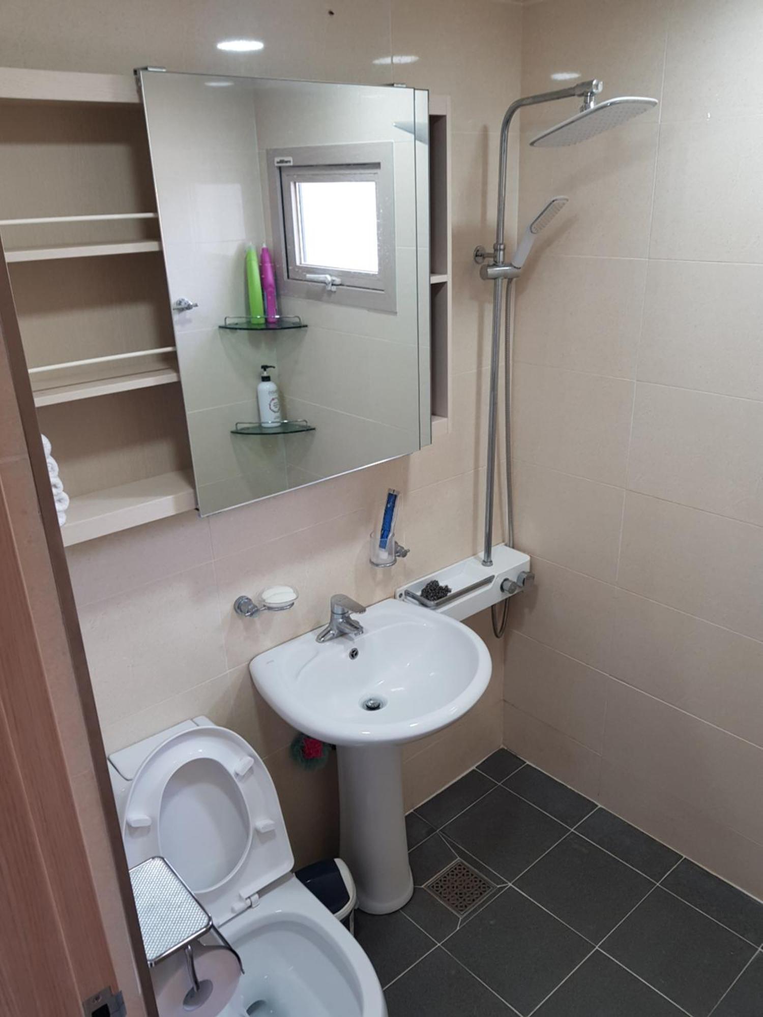 Gilson Guesthouse Сокчхо Экстерьер фото