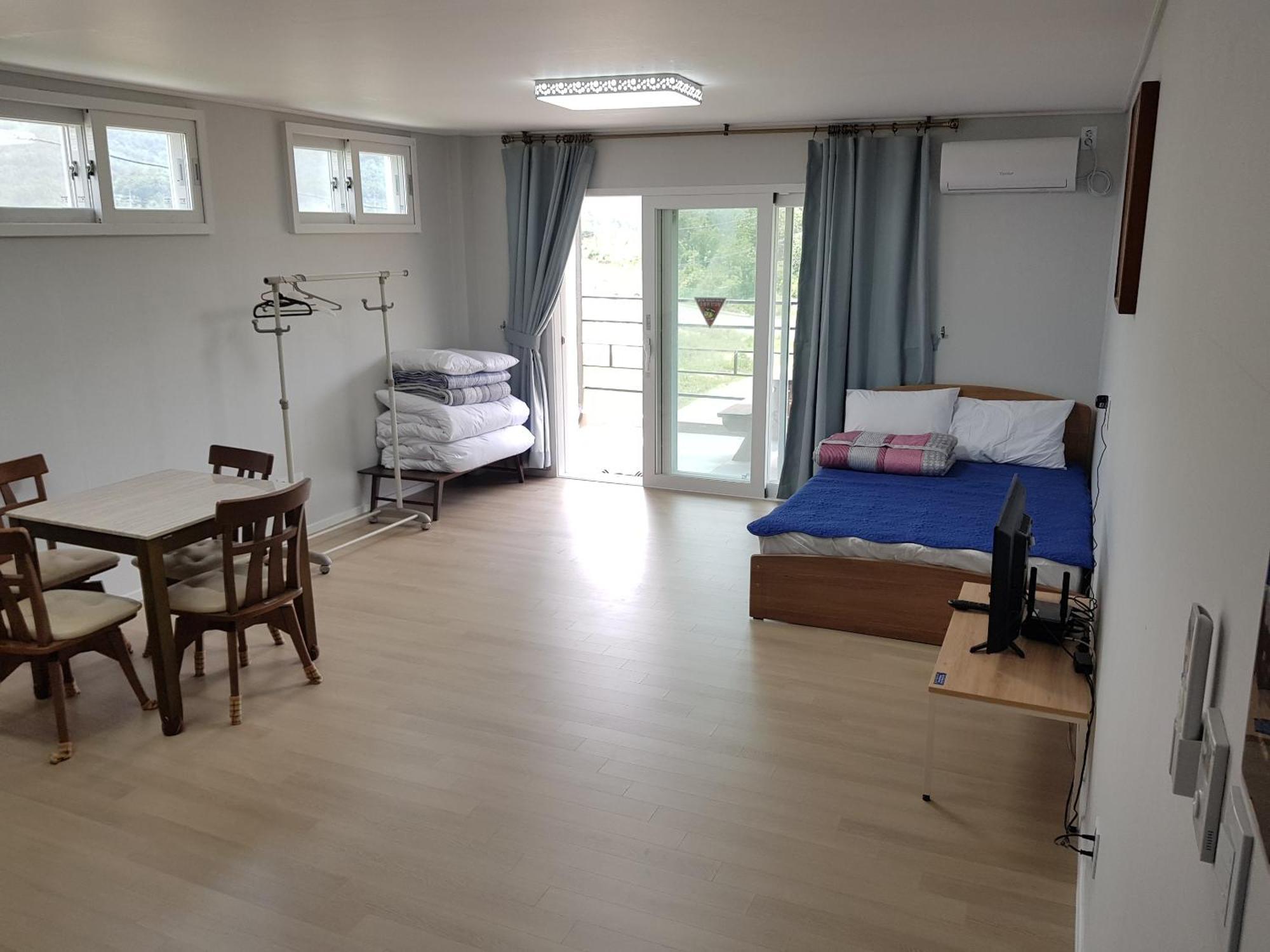 Gilson Guesthouse Сокчхо Экстерьер фото