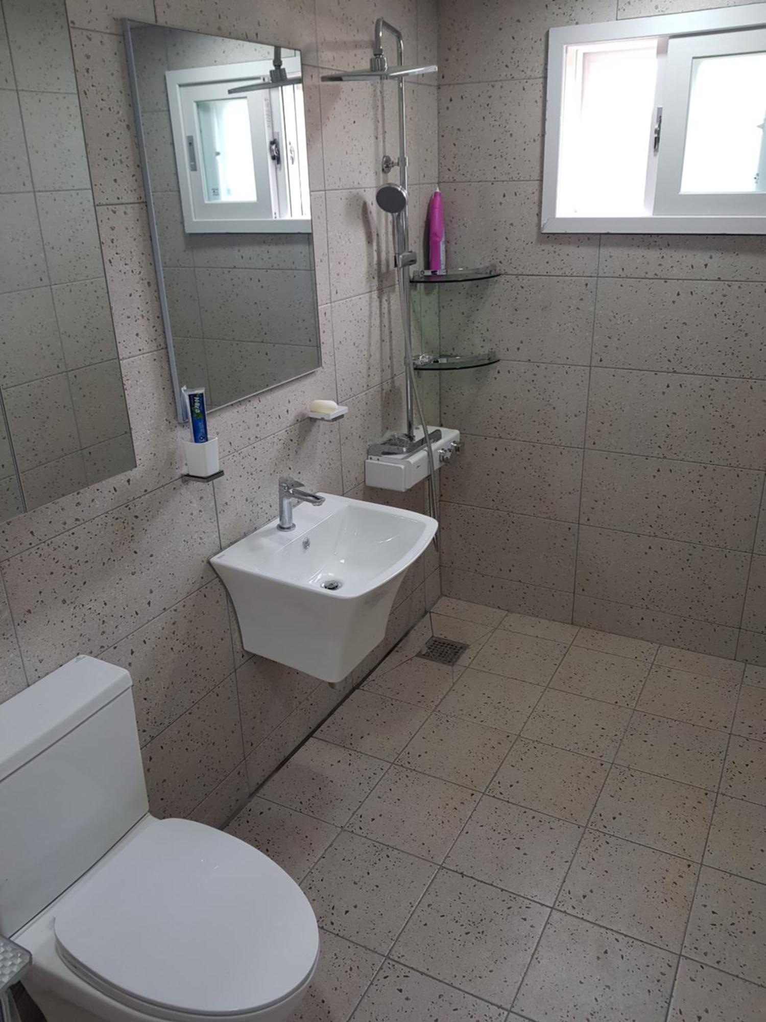 Gilson Guesthouse Сокчхо Экстерьер фото